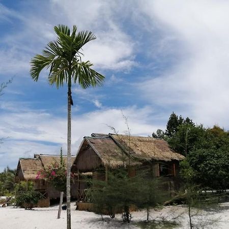 Green Blue Beach Hostel Đảo Koh Rong Samloem Ngoại thất bức ảnh