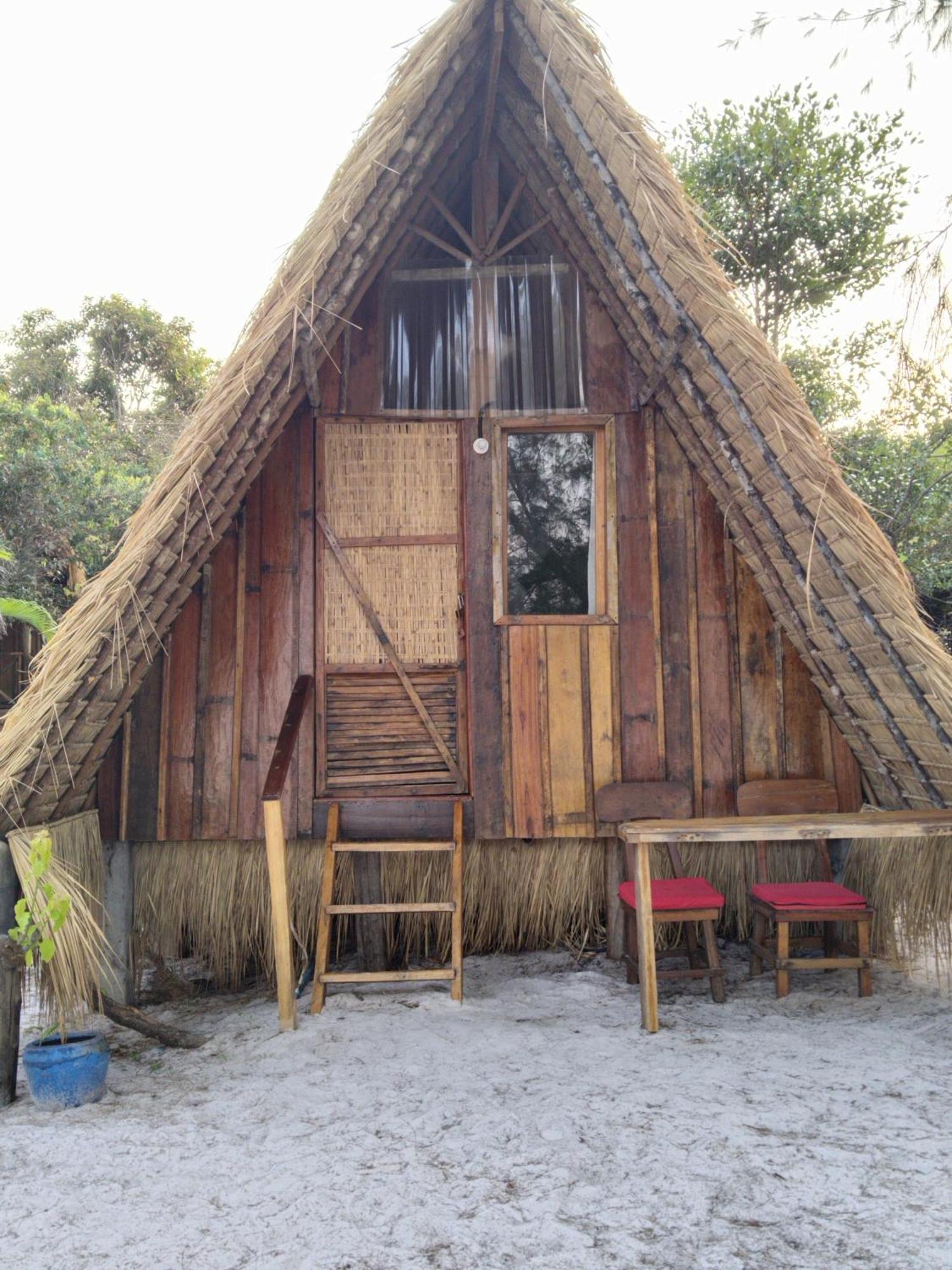 Green Blue Beach Hostel Đảo Koh Rong Samloem Ngoại thất bức ảnh
