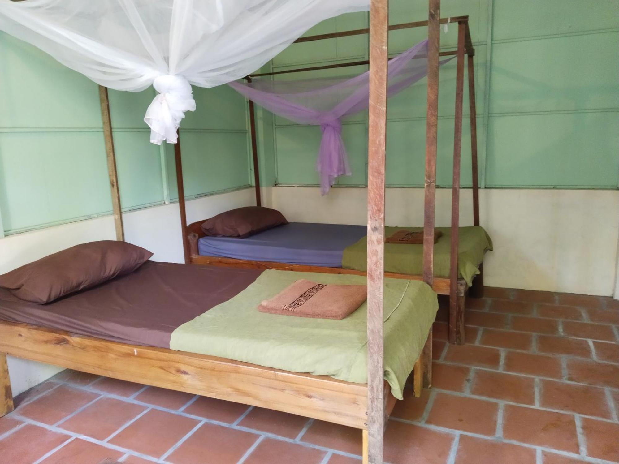 Green Blue Beach Hostel Đảo Koh Rong Samloem Ngoại thất bức ảnh