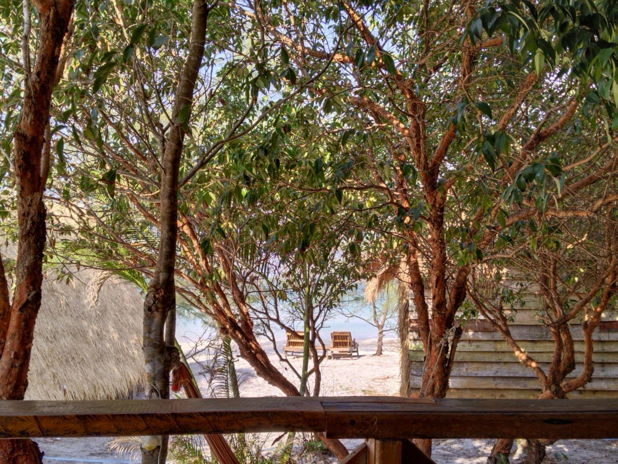 Green Blue Beach Hostel Đảo Koh Rong Samloem Ngoại thất bức ảnh
