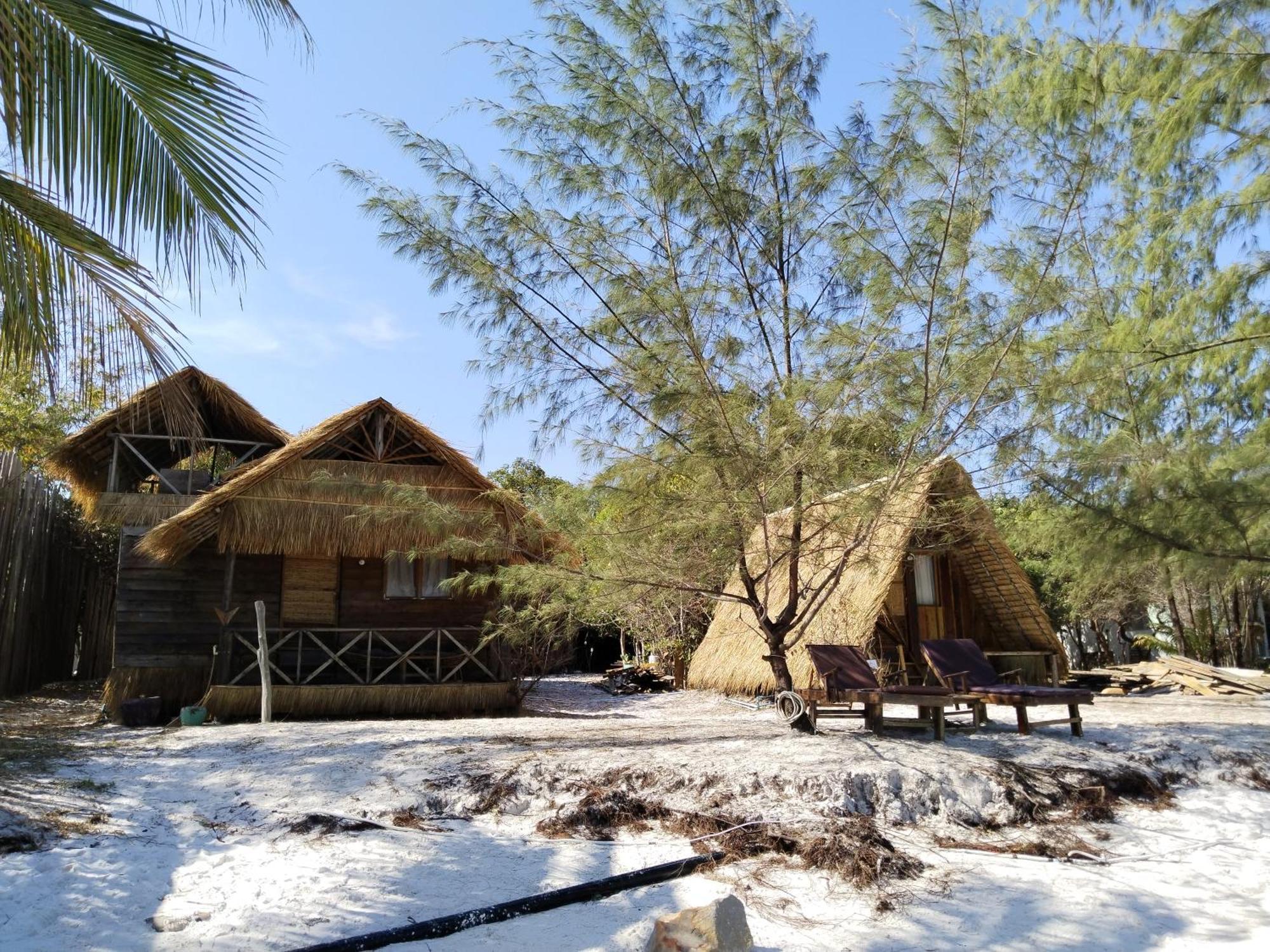 Green Blue Beach Hostel Đảo Koh Rong Samloem Ngoại thất bức ảnh