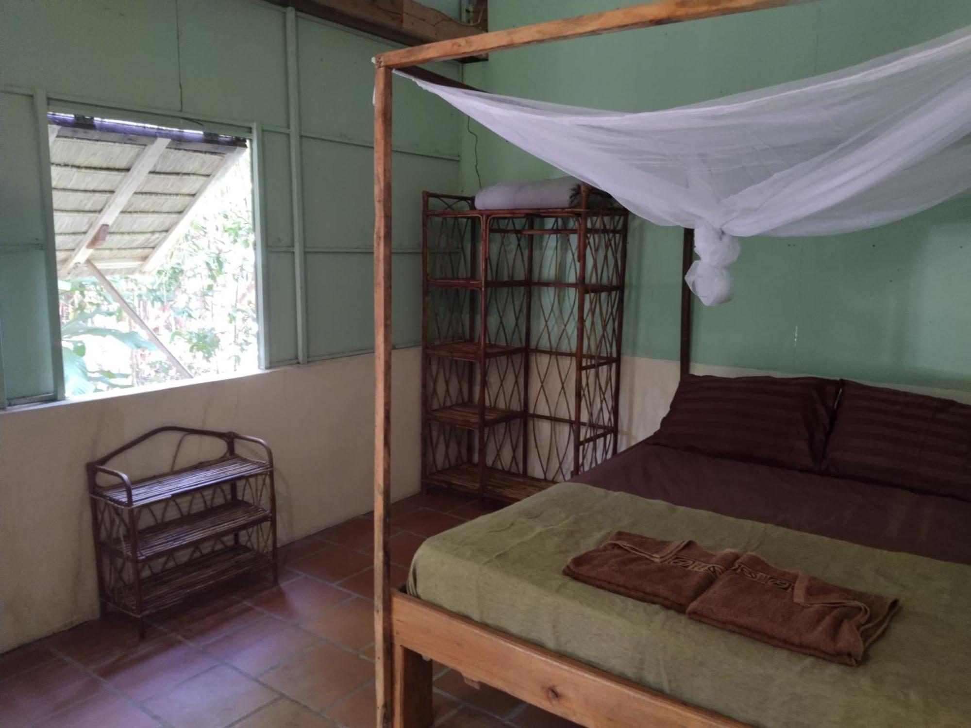 Green Blue Beach Hostel Đảo Koh Rong Samloem Ngoại thất bức ảnh