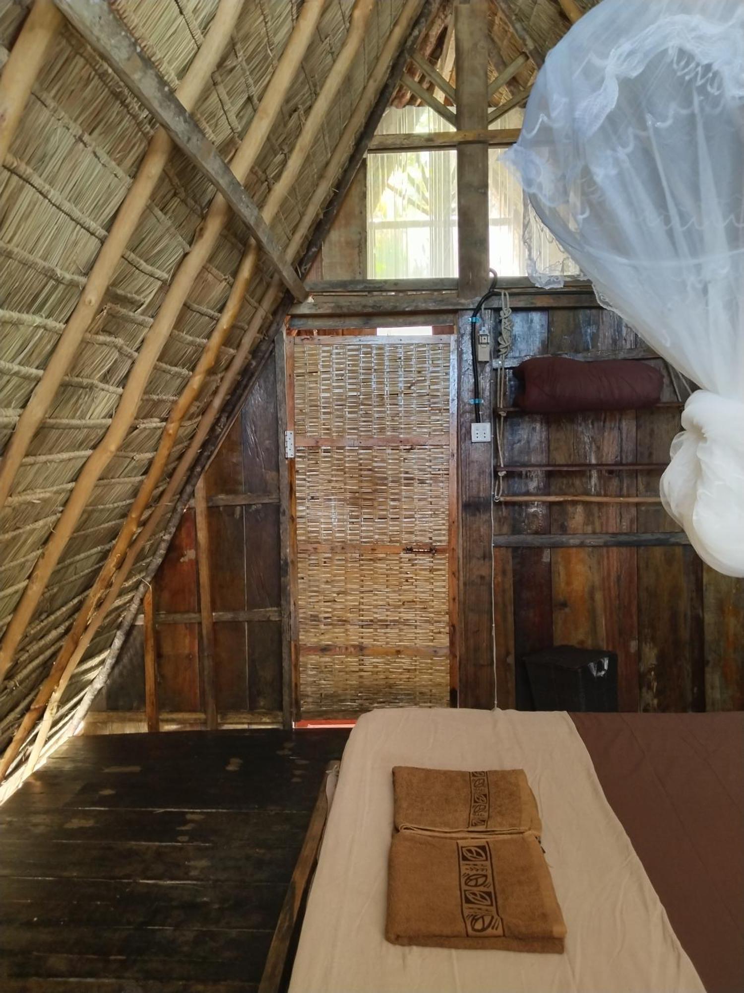 Green Blue Beach Hostel Đảo Koh Rong Samloem Ngoại thất bức ảnh