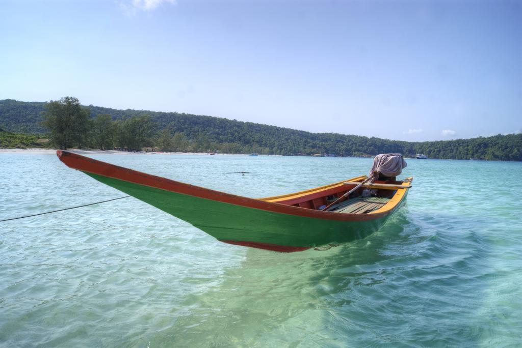 Green Blue Beach Hostel Đảo Koh Rong Samloem Ngoại thất bức ảnh
